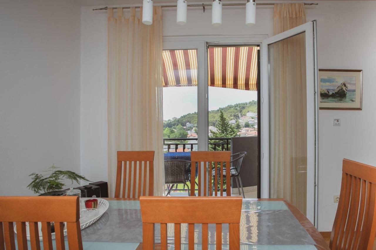 Comfort Sea View Apartment Dugi Rat Exterior foto